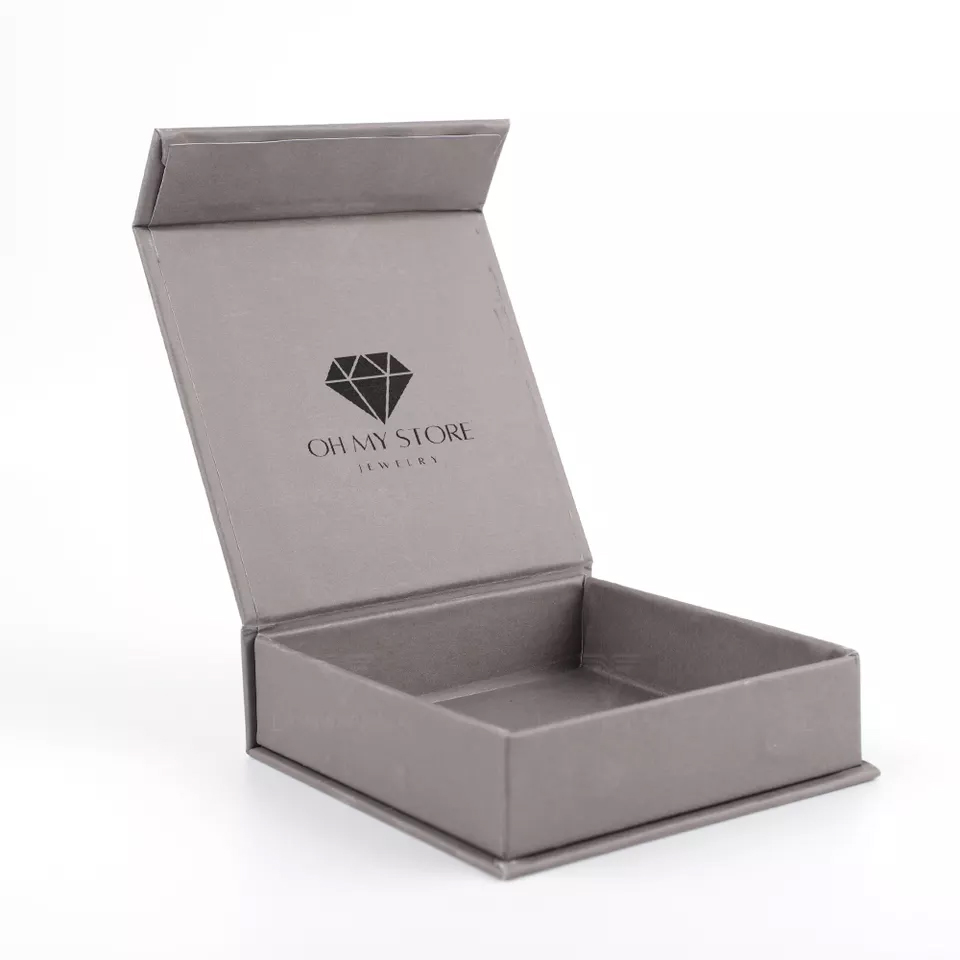 Magnetic Closure Jewelry Packaging Boxes with Leather Pouch